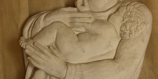 Maternité - Sculpture - Détail haut relief  - Margaret Cossaceanu -1917 - Photo Carol-Marc Lavrillier