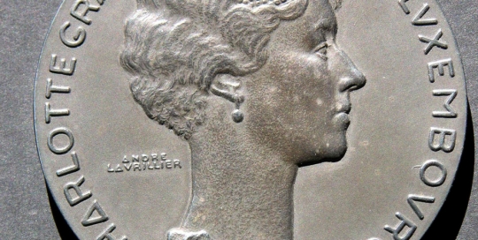 medaille-charlotte-grande-duchesse-luxembourg-1935-andre-lavrillier-photo-carol-marc-lavrillier-88.jpg